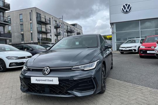 Volkswagen Golf Photo autoimg-e0a60641a1bed258ed8f15cec488a1443a13e8d0.jpg
