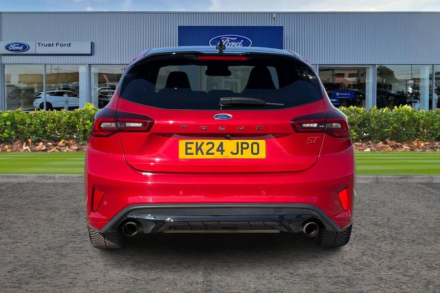 Ford Focus Photo autoimg-e0a963c29da3cbd1b5015b5da456ab298671e7df.jpg