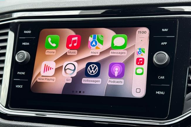VOLKSWAGEN T-Roc Photo 32