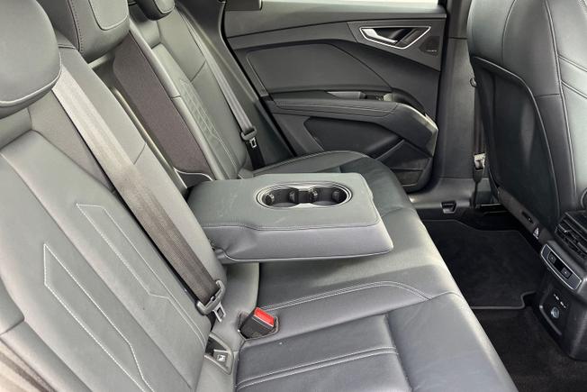 AUDI Q4 E-Tron Photo 49