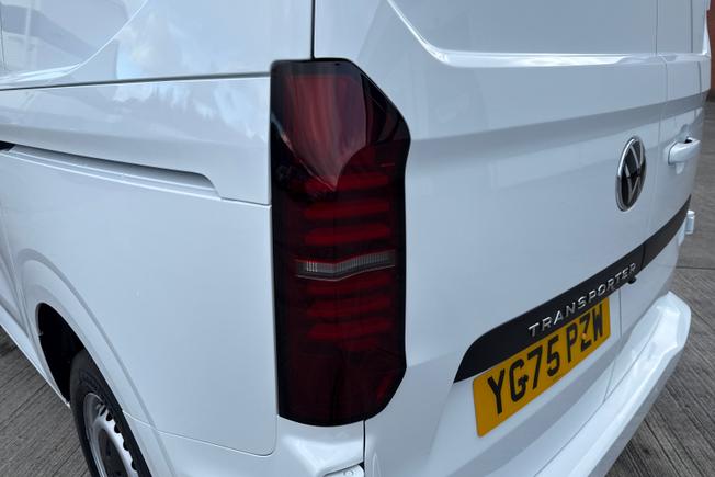 VOLKSWAGEN Transporter Photo 18