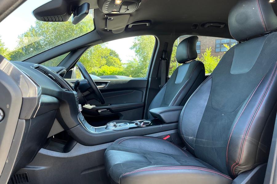 Ford S-MAX Photo autoimg-e0b59821c71fee4a83f63cd561437a7f6b216b84.jpg