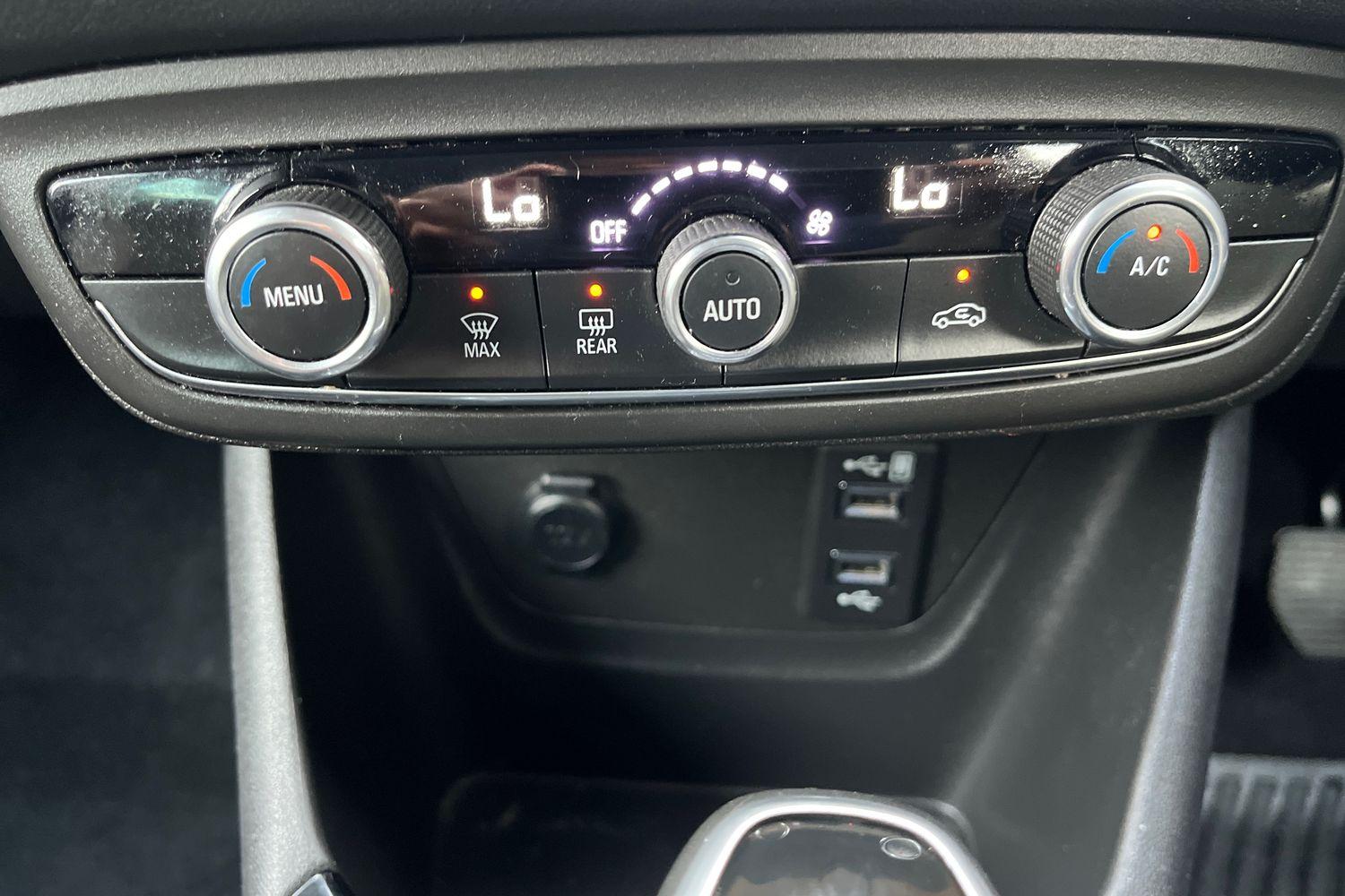 Vauxhall CROSSLAND X Photo 26