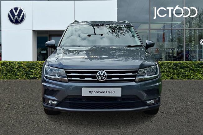 VOLKSWAGEN Tiguan Allspace Photo 8