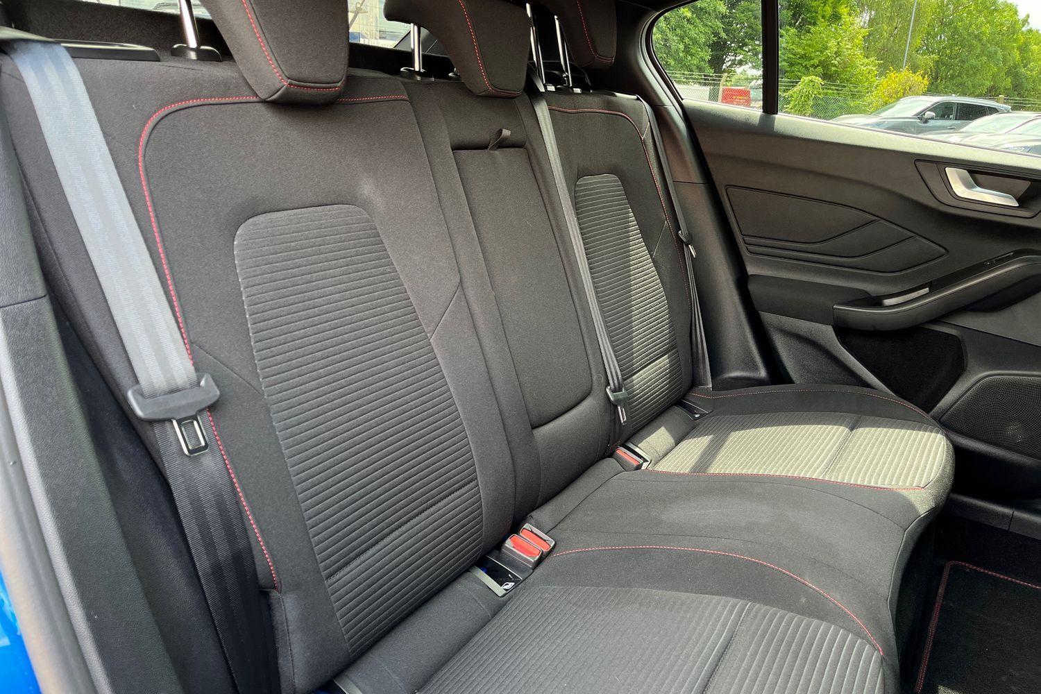 Ford Focus Photo 19