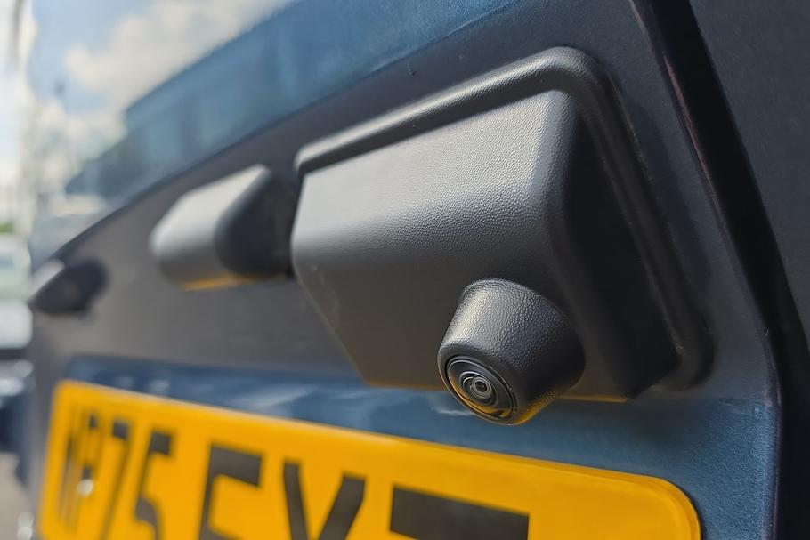 Used Ford TRANSIT CUSTOM WP75FXT 25