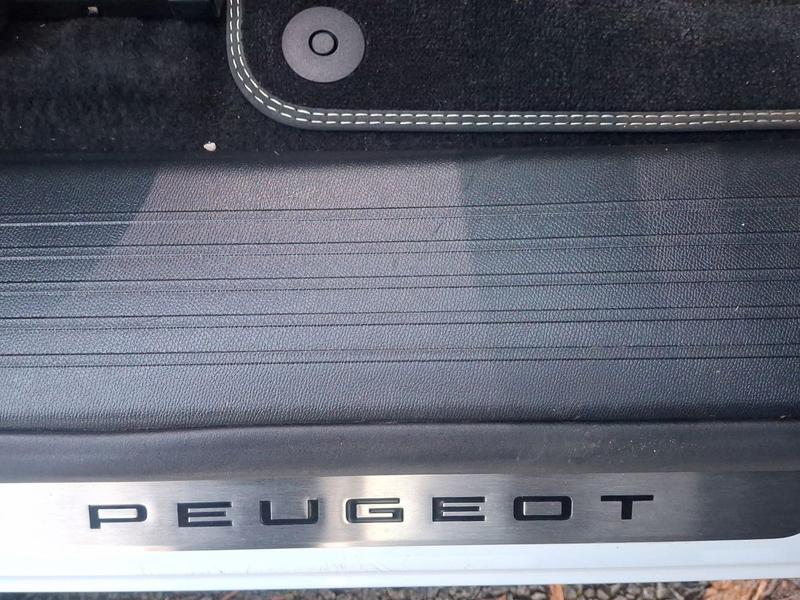 Used Peugeot 5008 AVI2708 35