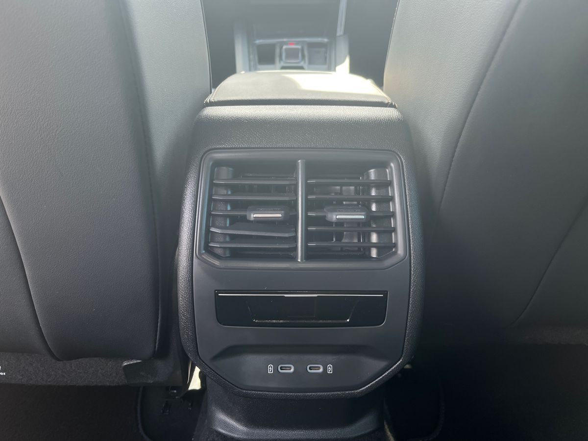 CUPRA Formentor Photo 37