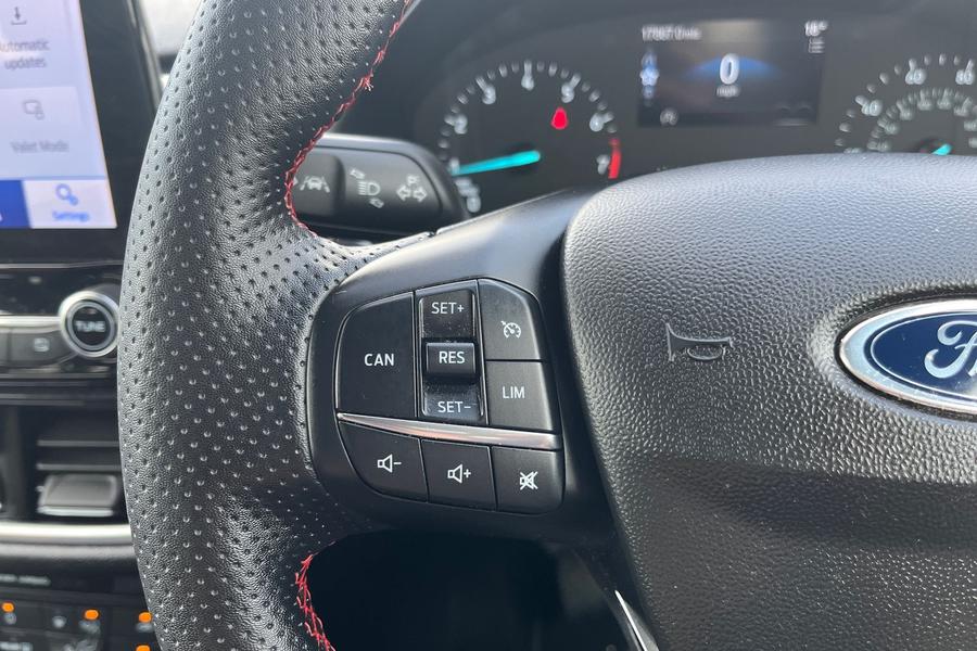 Ford FIESTA Photo autoimg-e0c8f018a90efdfde8e9e13db7dca68231ca27af.jpg