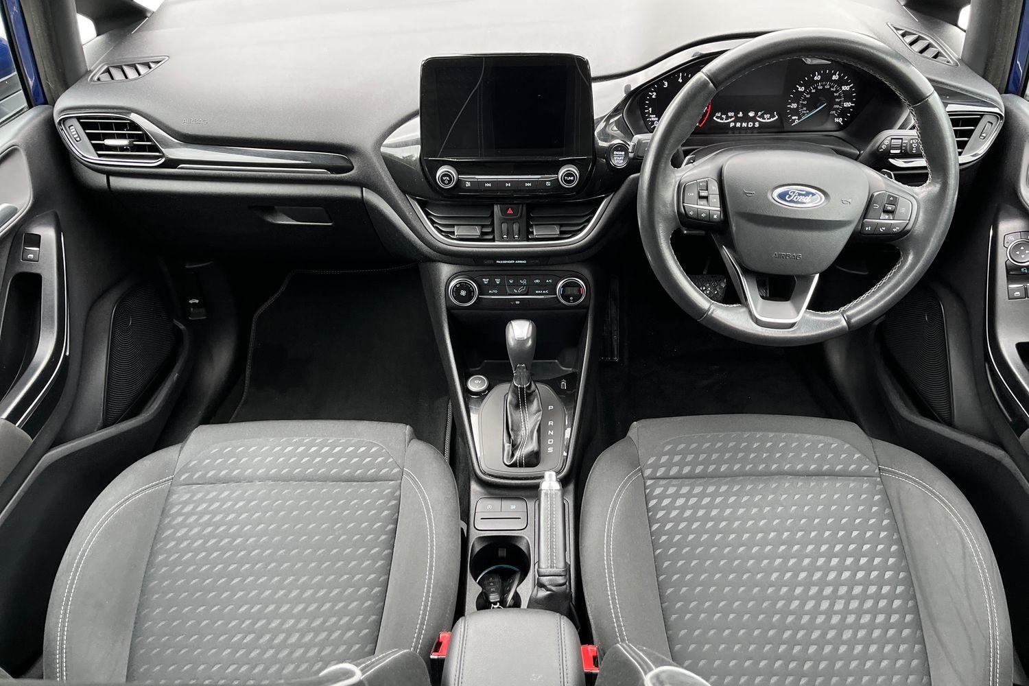 Ford Fiesta Photo 9