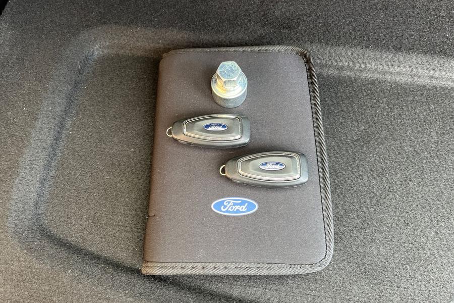 Ford FOCUS Photo autoimg-e0d45c703f3d8016ab1b58b4beaa81ad3240bf13.jpg