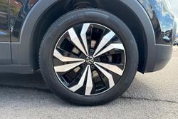 VOLKSWAGEN T-Cross Photo 5