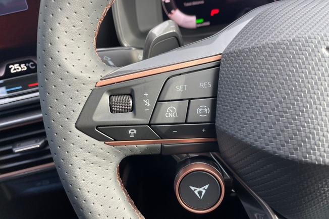 CUPRA Leon Photo 17