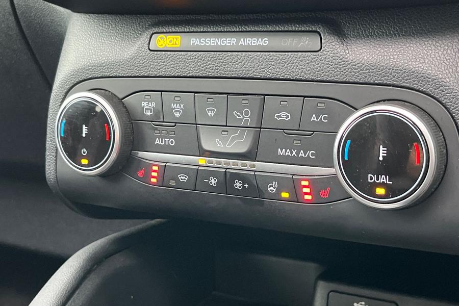 Ford Kuga Photo autoimg-e0de5eea74a0d4d8b18dd7b3c3f0cb11161ae698.jpg