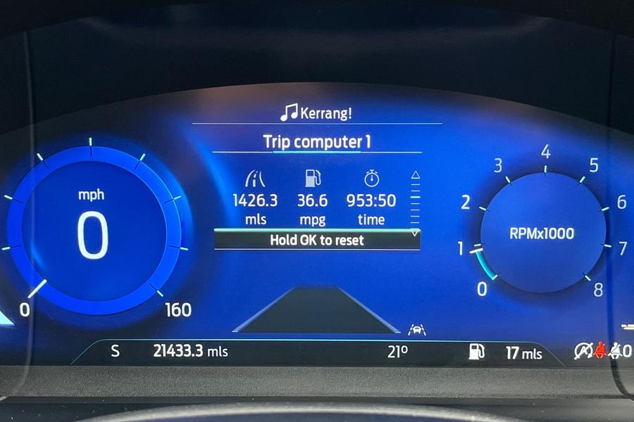 Ford KUGA Photo autoimg-e0dfe367d758e485b969acf6a7dc4849dd721d8b.jpg