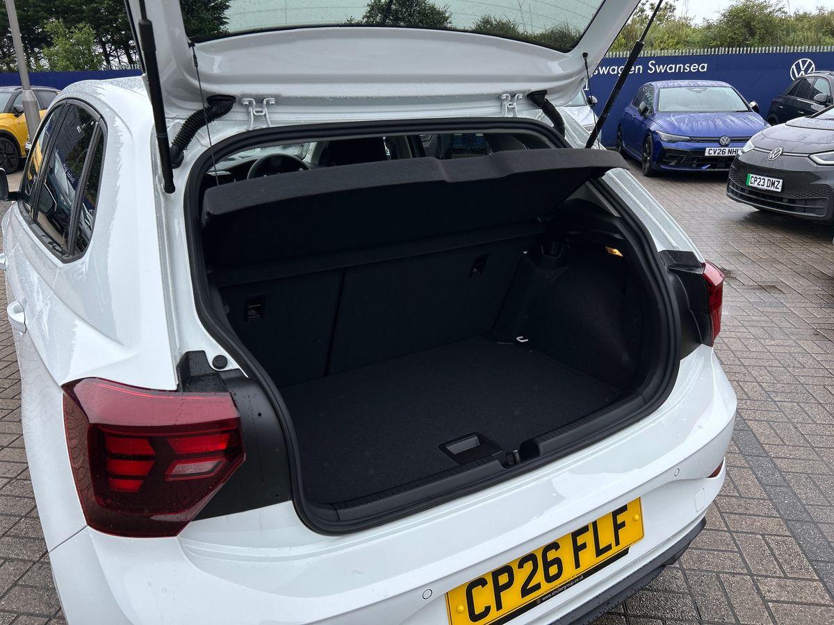 Volkswagen Polo Photo autoimg-e0e3259ff1f73b3c02be68ef56d630a4dff7ccf9.jpg