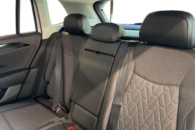 VOLKSWAGEN Tiguan Photo 9