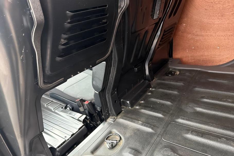 Used FORD TRANSIT CONNECT LB71YZM 8