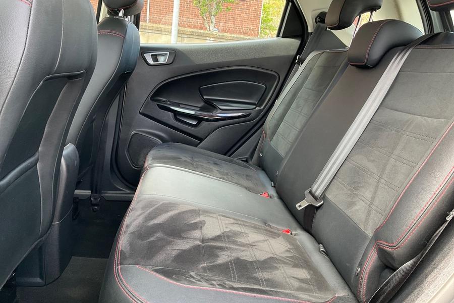 Ford ECOSPORT Photo autoimg-e0e89e15e0e1ca3f195f7b0198ca1206e057a9b3.jpg