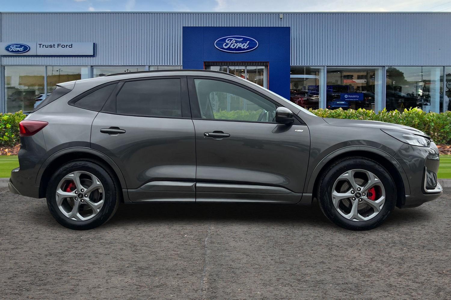 Ford Kuga Photo 2