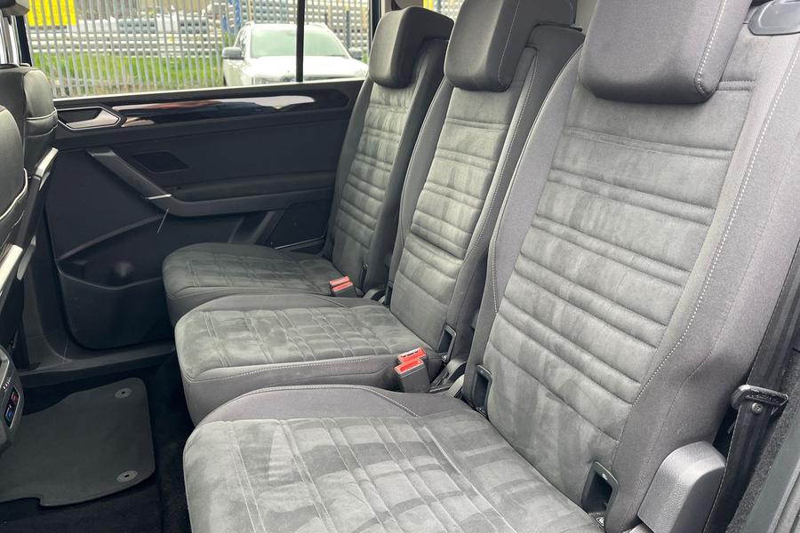 Volkswagen TOURAN Photo autoimg-e0ecf29afaf7b8640eefe17455176ae0bf27112b.jpg