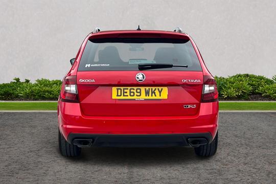 Skoda Octavia Photo autoimg-e0ecfa5642b05b2a759e9df873269ff9037e23c7.jpg