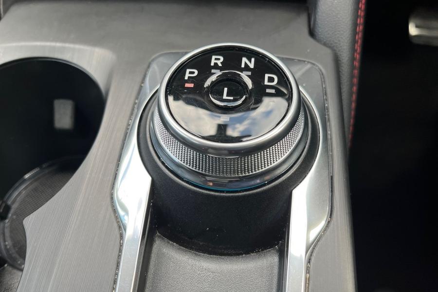 Ford Kuga Photo autoimg-e0ed2af3b3e7d6f95cf59e15254233c11fd7ce30.jpg