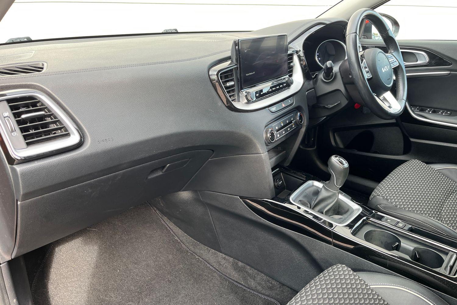 Kia XCeed Photo 17