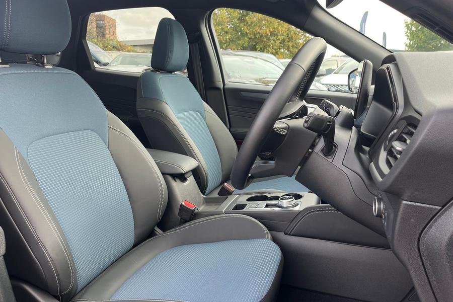 Ford KUGA Photo autoimg-e0eeb0225ed56bbb879a0f0010d04a52f60a44dc.jpg