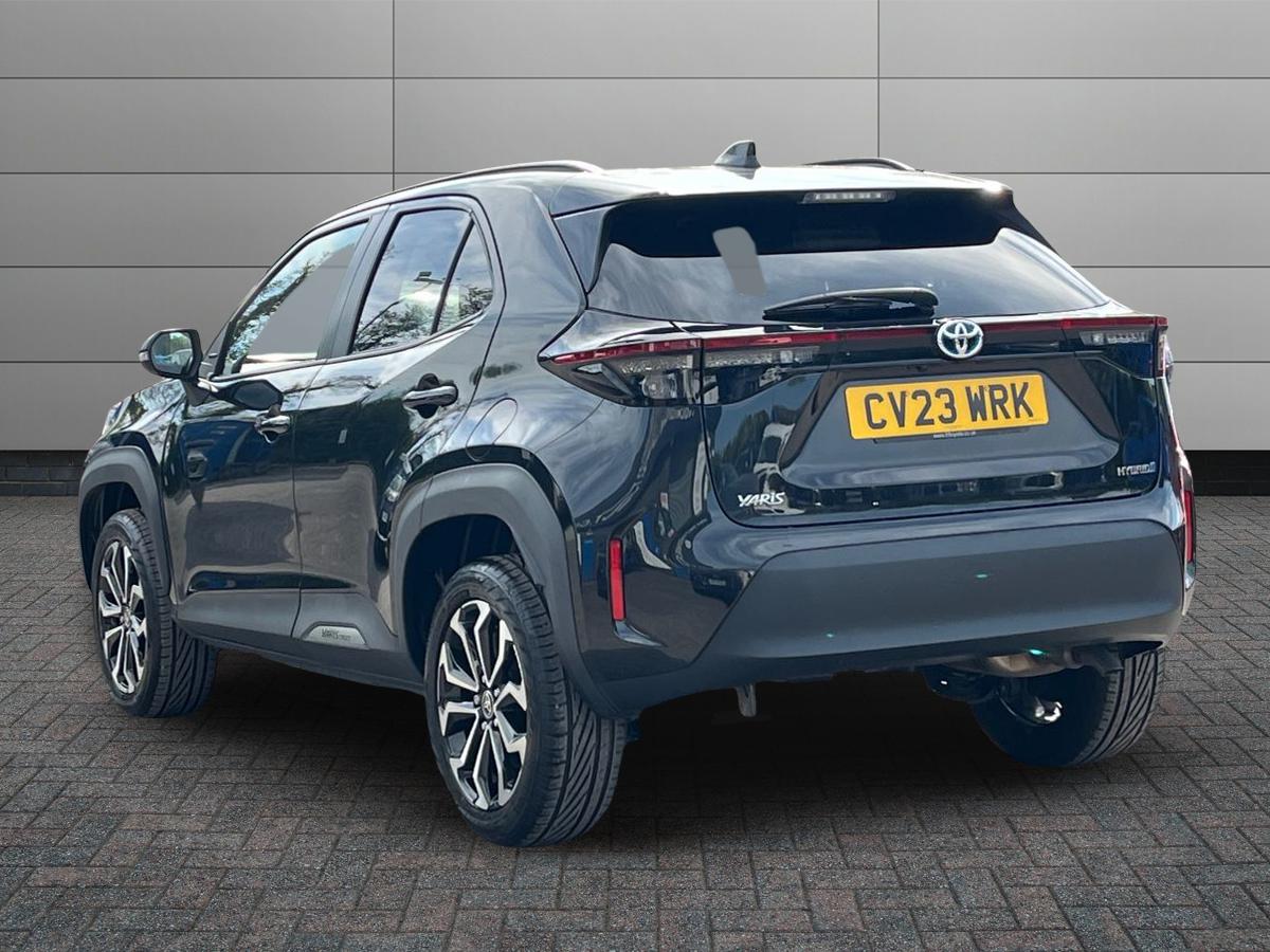 Toyota Yaris Cross Photo 1