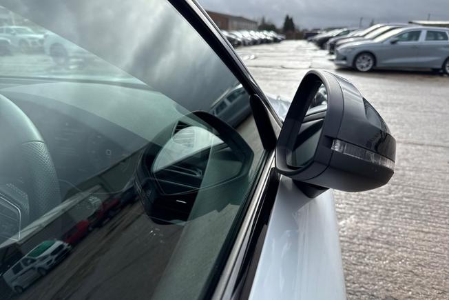AUDI A4 Avant Photo 23