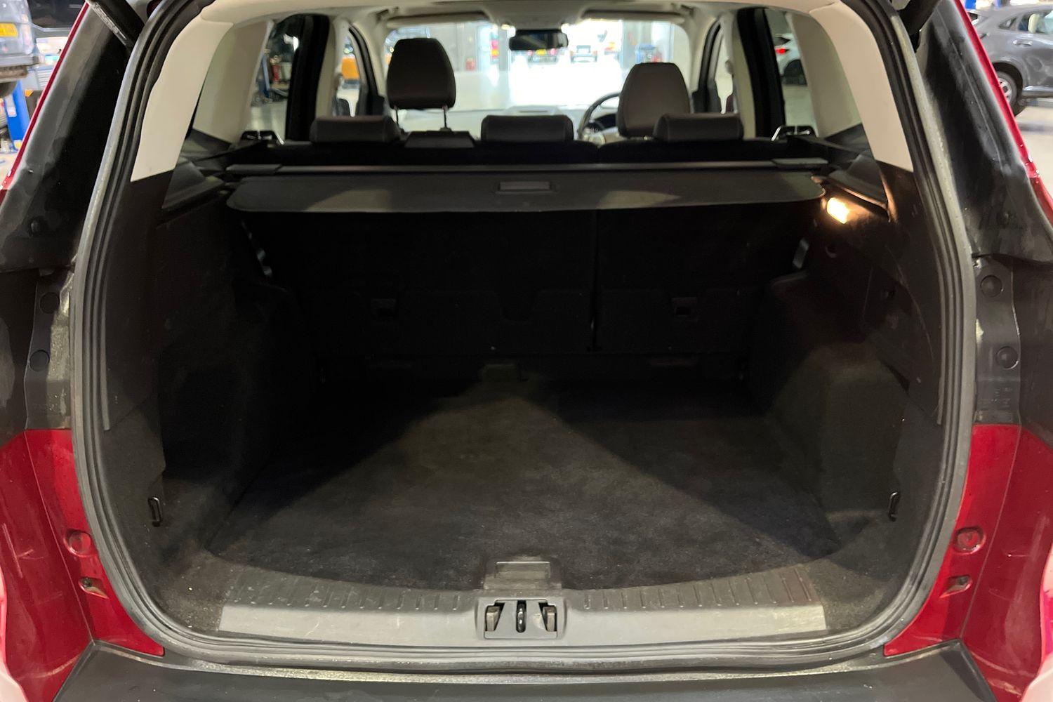 Ford KUGA Photo 20