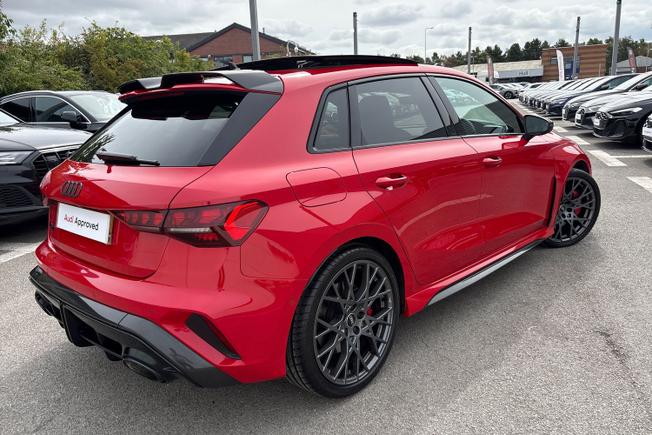 Audi RS3 Photo 52