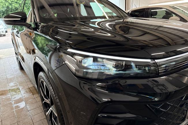 VOLKSWAGEN Tiguan Photo 19