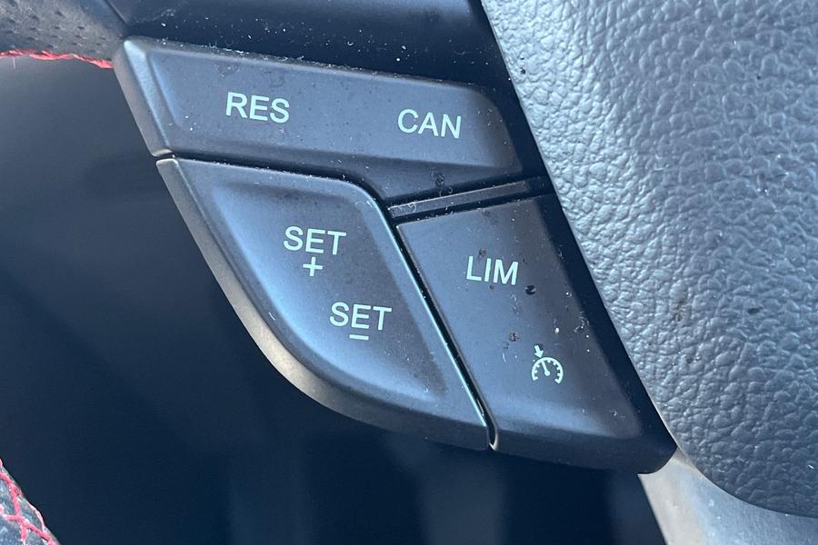 Ford ECOSPORT Photo autoimg-e0fef8beee6c4af79d0acd8b3981941814fb1557.jpg