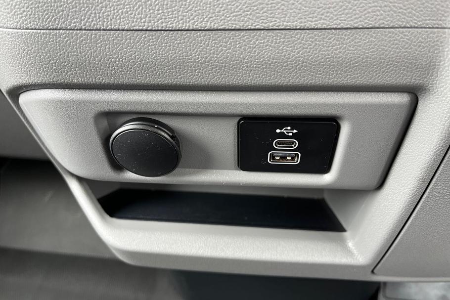 Used Ford TRANSIT CUSTOM MF25ZPR 22