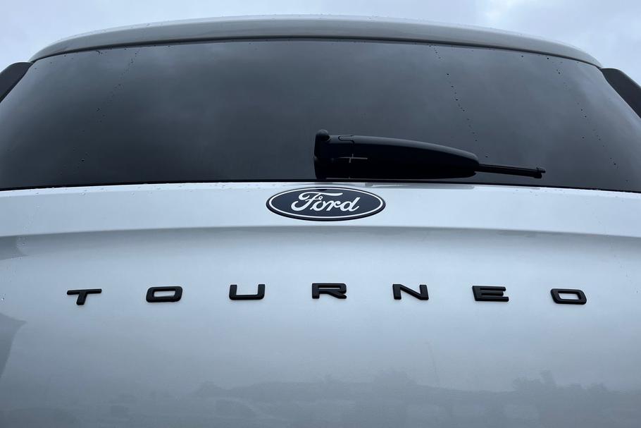 Used Ford TOURNEO CUSTOM LA74UFT 20