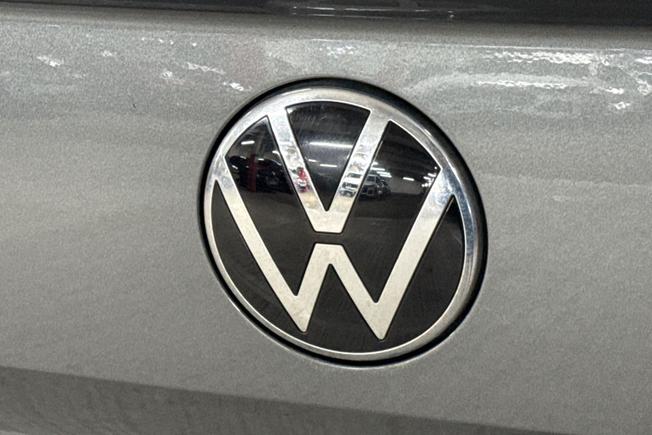 VOLKSWAGEN T-Roc Photo 34