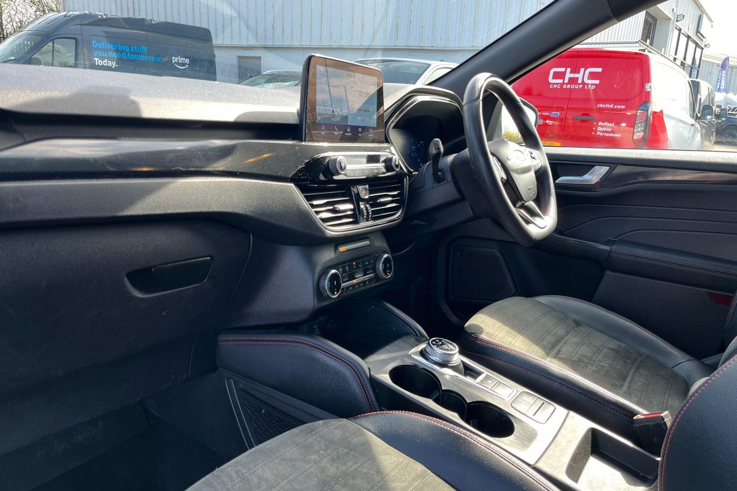 Ford KUGA Photo 17