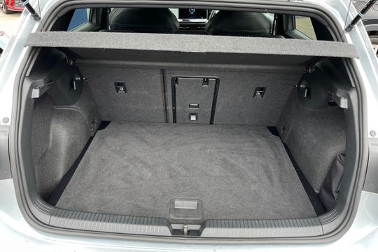 Volkswagen Golf Photo autoimg-e10ffbf241cebb79343e8338163d775edeaba5a1.jpg