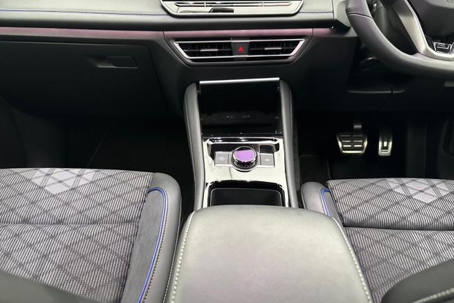VOLKSWAGEN Tiguan Photo 26