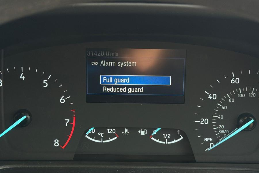 Ford FIESTA Photo autoimg-e1186cf717878f733802b4b509d9b718cbd48b11.jpg
