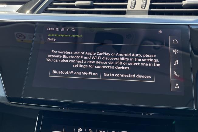 Audi e-tron Photo 33