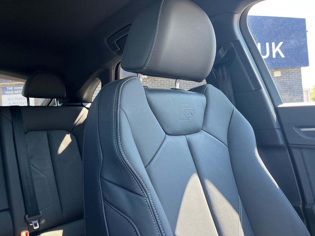 Audi Q3 Photo 40