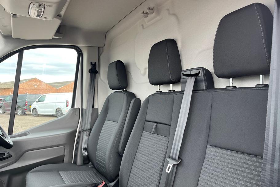 Used Ford E-TRANSIT LC75PZY 10