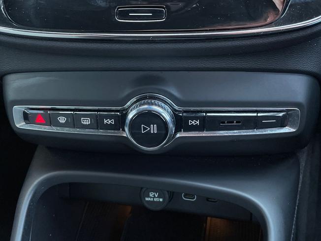 VOLVO Xc40 Photo 44