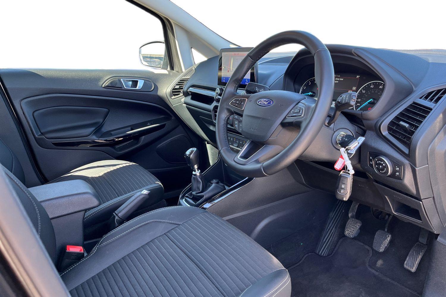 Ford ECOSPORT Photo 8