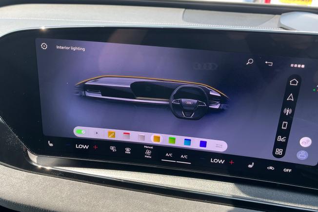 AUDI Q6 E-Tron Photo 35