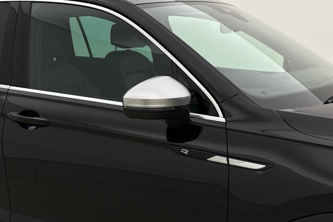 VOLKSWAGEN Tiguan Photo 20