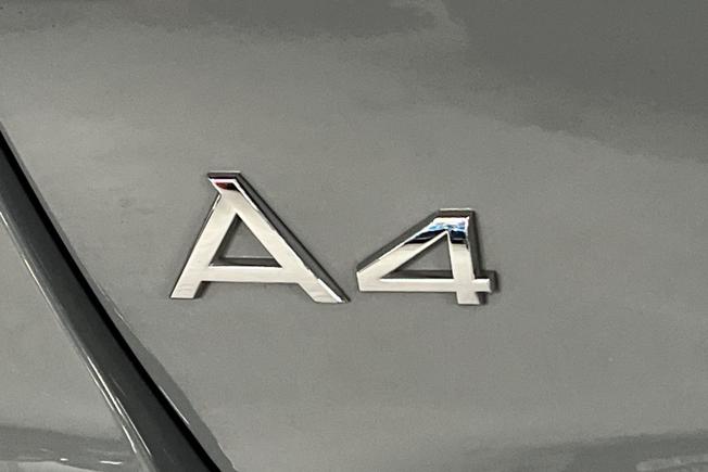 AUDI A4 Allroad Photo 34